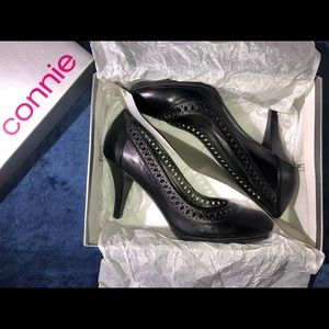 Women’s Connie Black Pump Heels NEW!